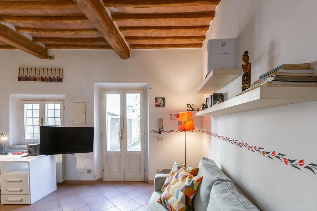 Cisanello Rock Apartment With Patio And Barbecue Pisa Dış mekan fotoğraf